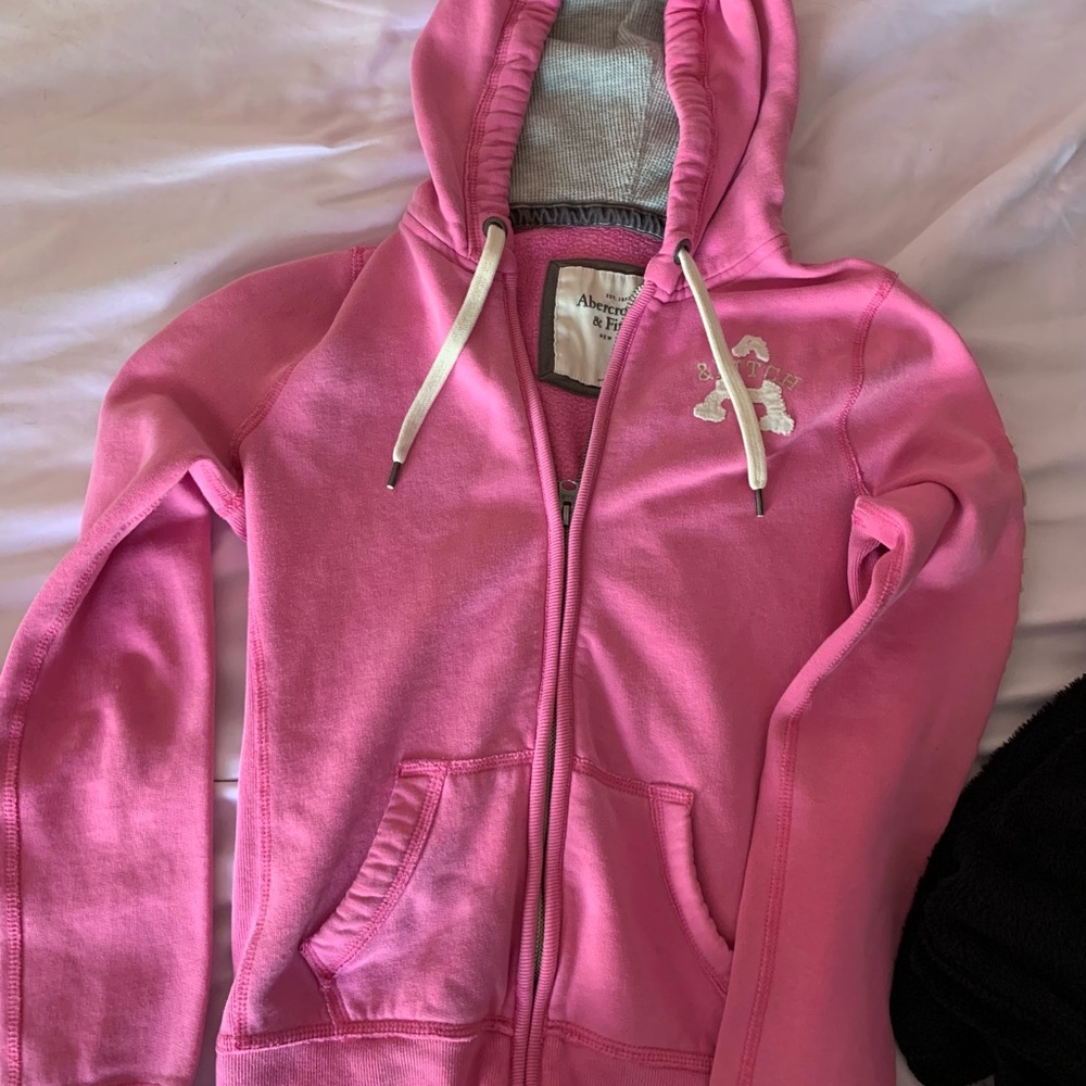 abercrombie and fitch zip up